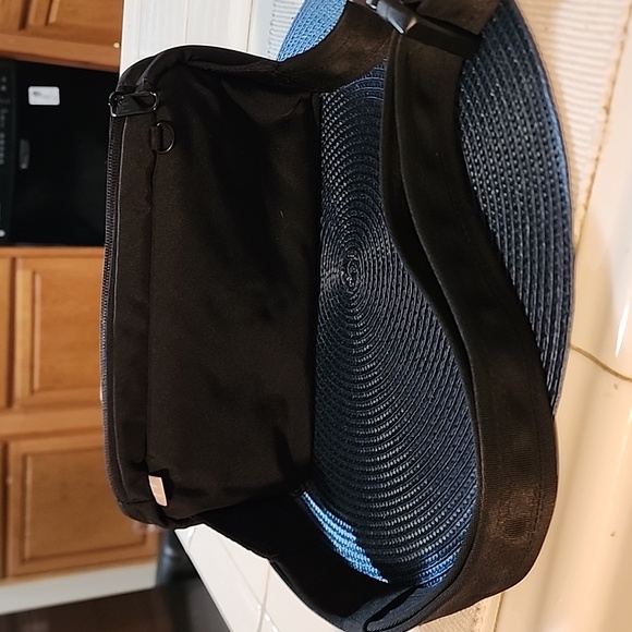 Fanny pack - Picture 2 of 4